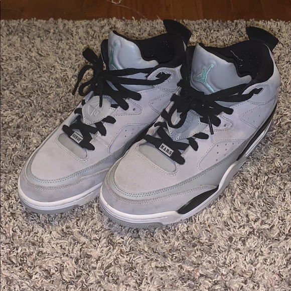 Jordan Son Of Mars Wolf Grey - Picture 1 of 3